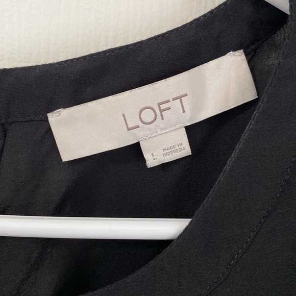 Loft black flutter detail boxy woven tank shirt with lace details in front - Picture 2 of 7